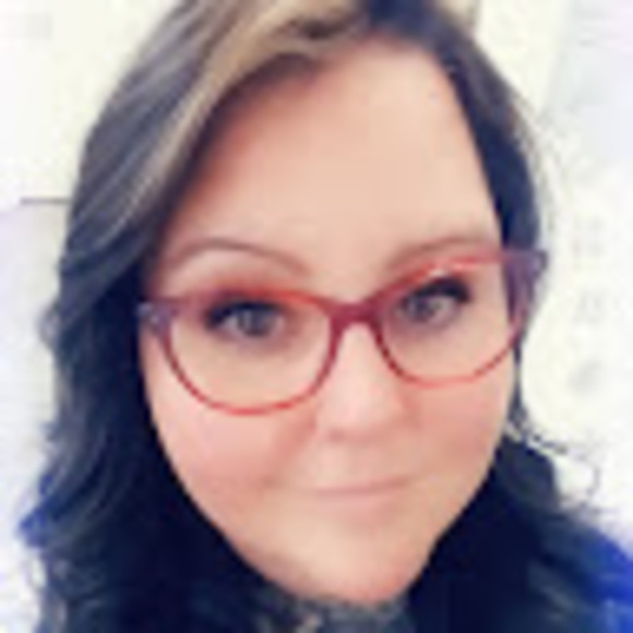 Meet your Posher, Mrs. prepping - Picture 1 of 1